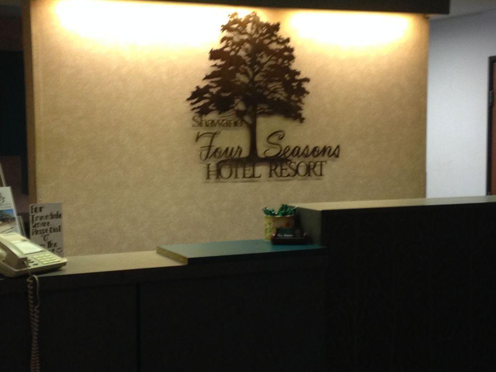 Shawano Four Seasons Resort Esterno foto