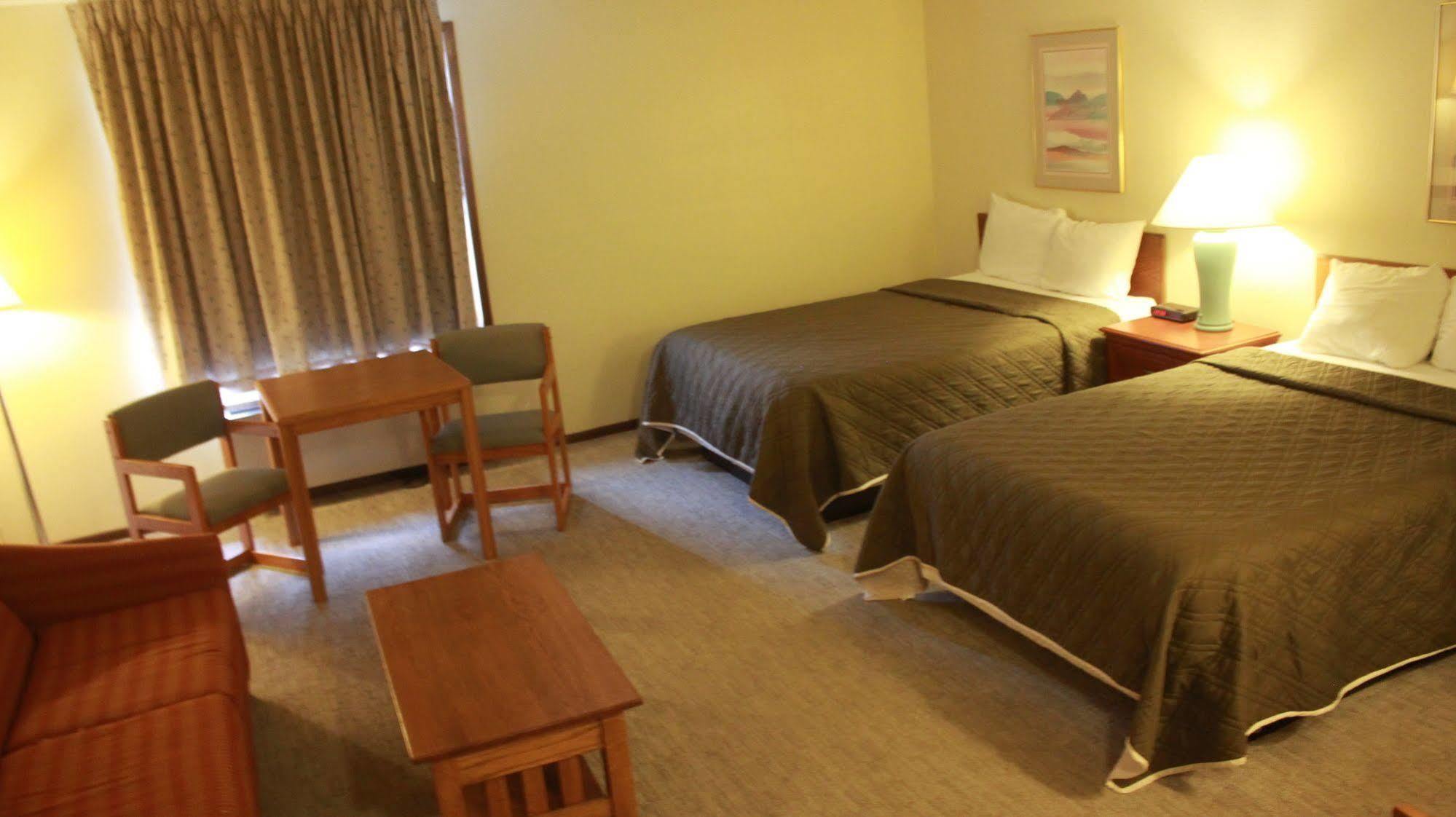 Shawano Four Seasons Resort Esterno foto