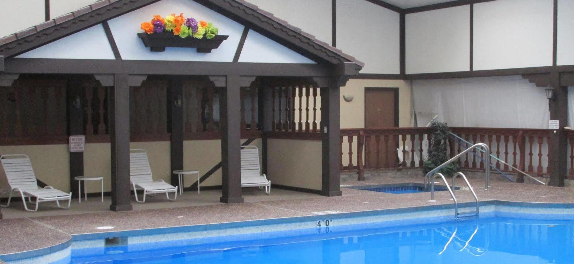Shawano Four Seasons Resort Esterno foto